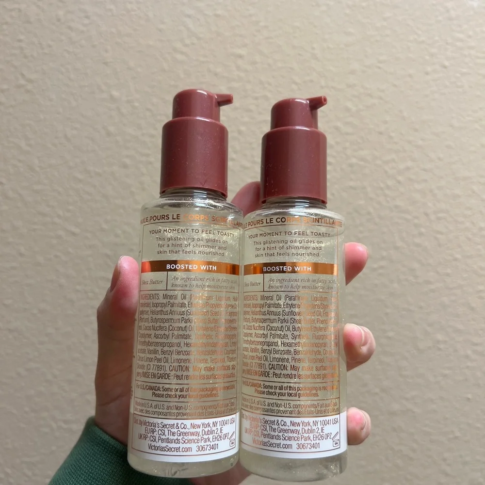Victoria’s Secret Spiced Vanilla Creme Shimmer Body Oil Set